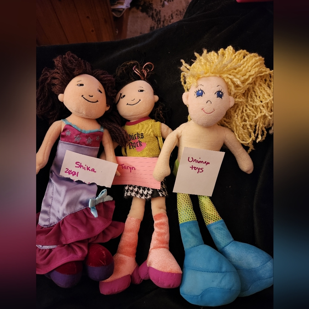 Groovy Girls LOT #4 of 3 dolls